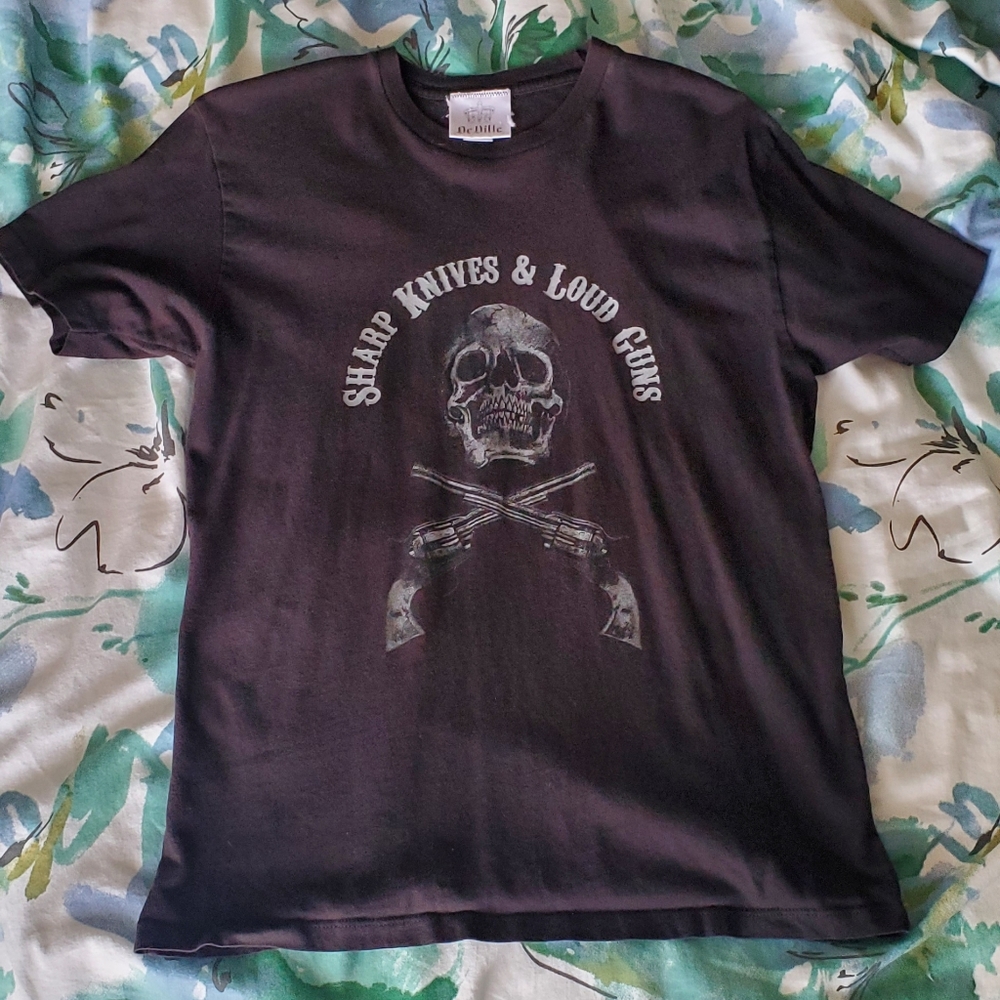 Vintage & Authentic DeVille Clothing Skull Knives Guns Shirt - Miami Ink Tattoo